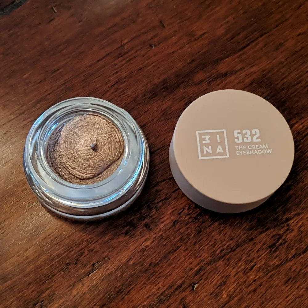 NWT Cream Eyeshadow Metallic Champagne Neutral